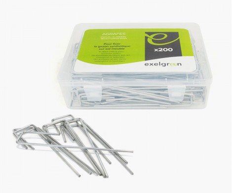 Galvanised staples - pack of 200