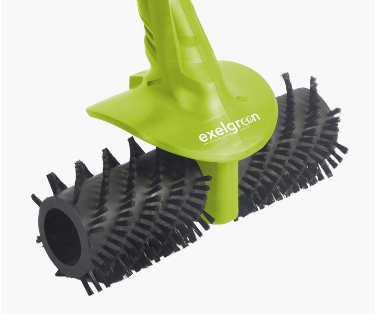 Electric cordless brush