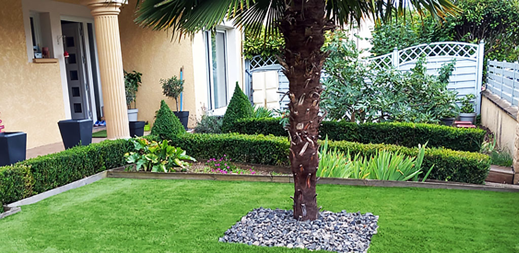 Artificial grass garden