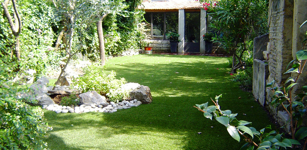 Landscaped garden with artificial turf