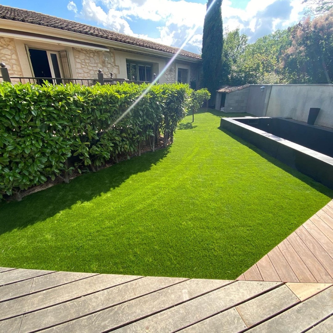 Gazon synthétique jardin